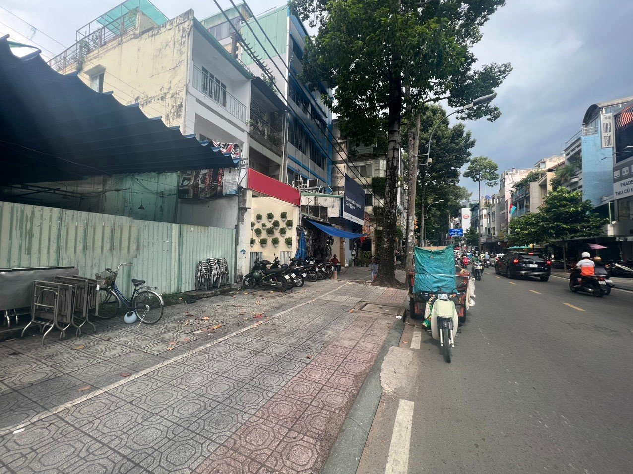 Cho thuê Đất trống Mặt tiền đường Trần Quang Khải, P. Tân Định, Q.1. 